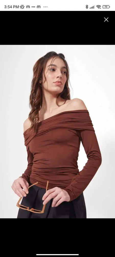 【MEEGO】SNAP EYELET OFF-SHOULDER TOP 3カラー ロンT 87055740_37_R.jpg?ts=1739442033634