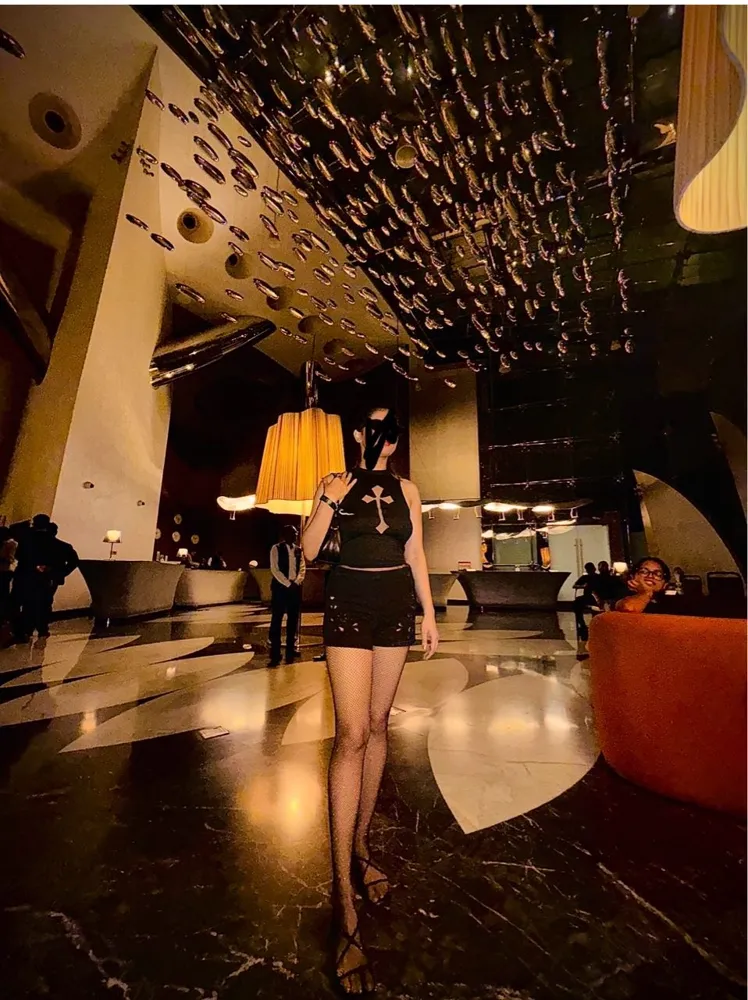 carousel-images