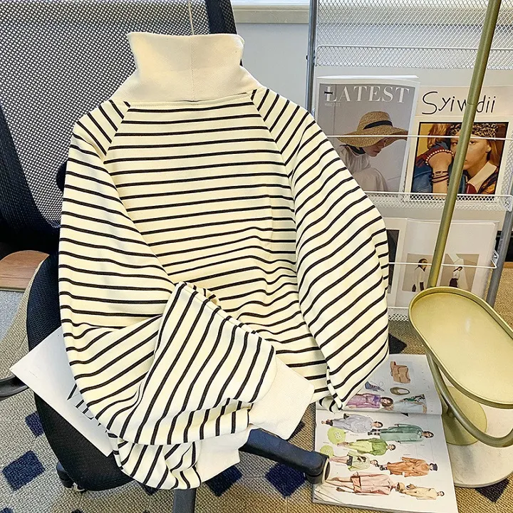 Oversized Striper Sweatshirt - Image 3