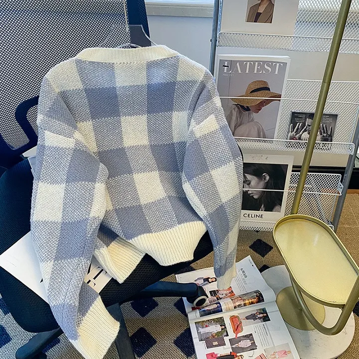 Oversized Checkered Sweater - Image 2