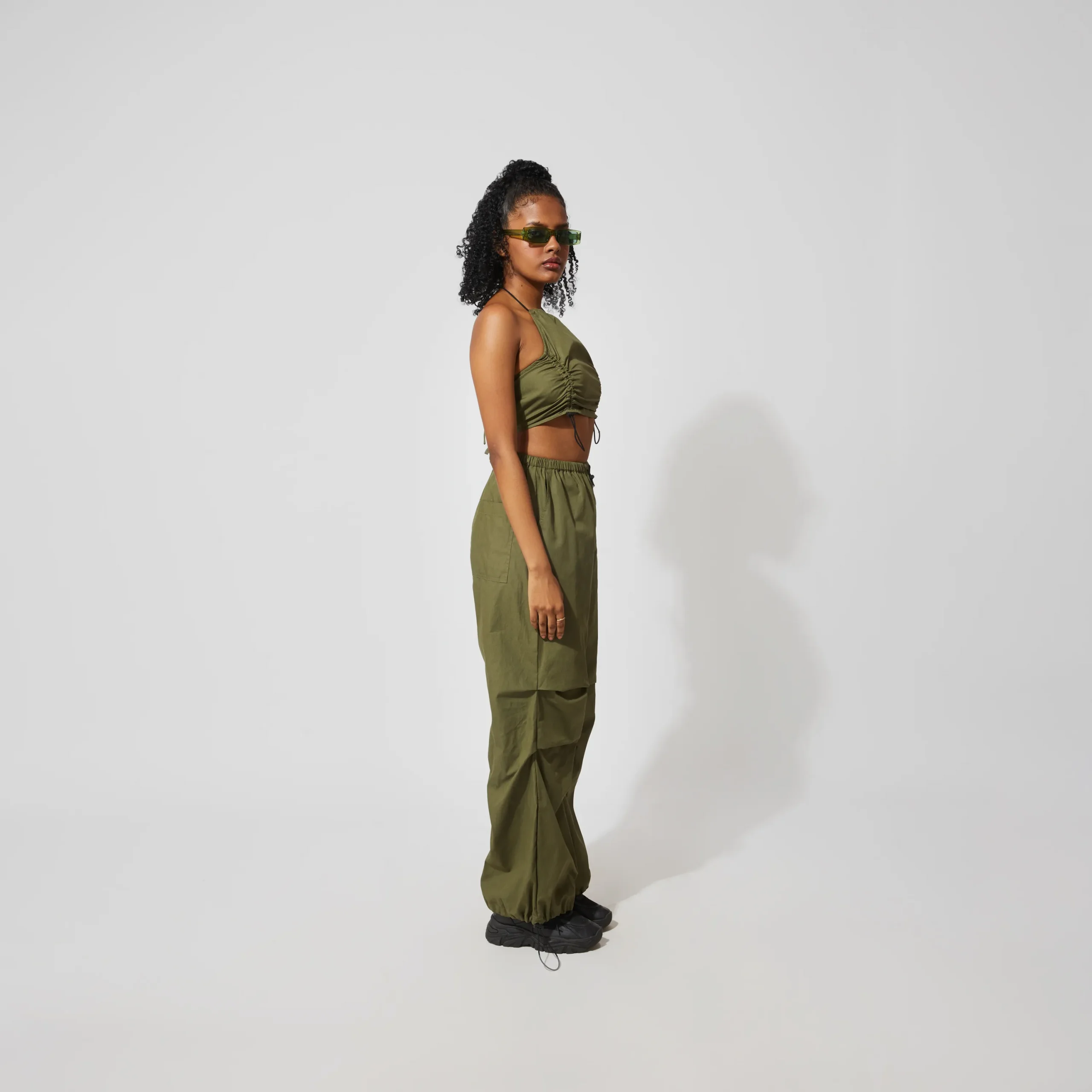 Halter Neck Top With Relaxed Pants Set - Image 3