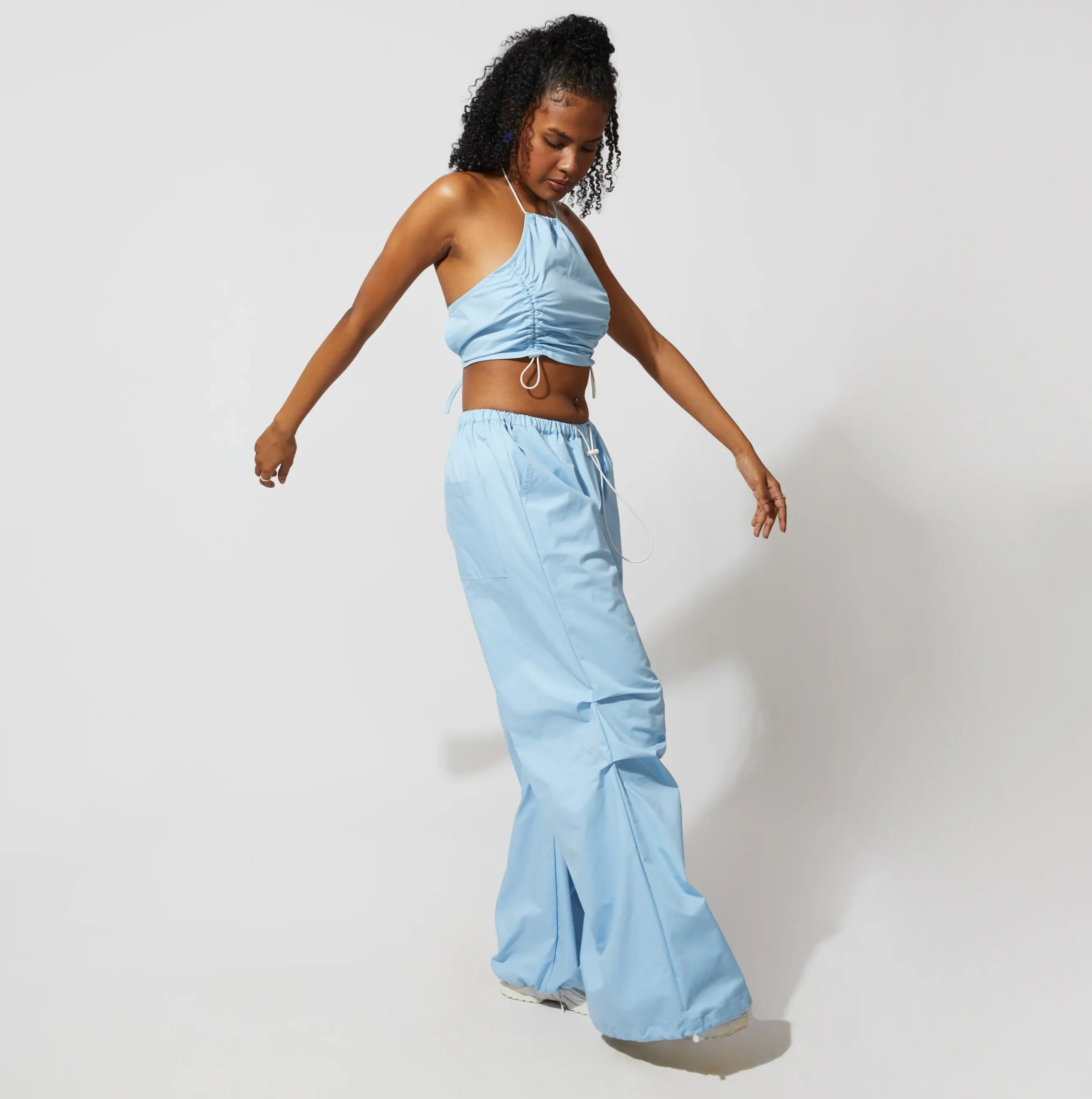 Halter Neck Top With Relaxed Pants Set - Image 2