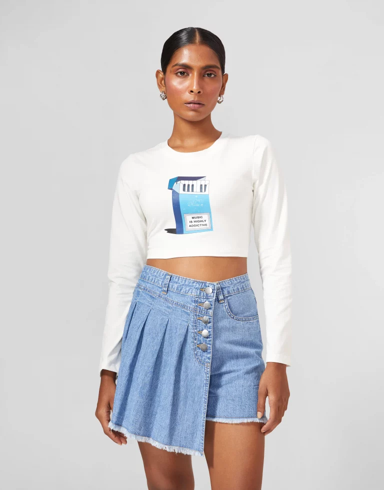 Graphic Printed Long Sleeve Crop Tshirt - Image 1