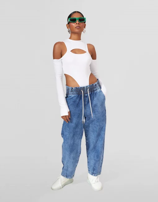 ★New Jeans 着用★送料・関税込★YASE★VELLO★ Drawstring Mom Fit Jeans - NEWME