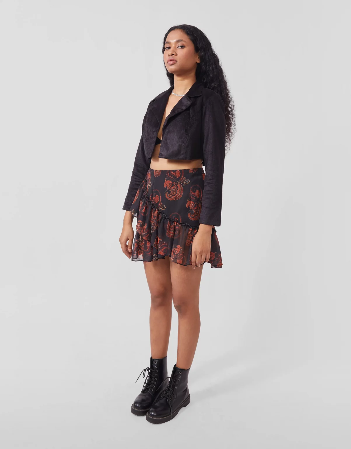 【I AM MARI】Gnut Frill Velvet Jacket Skirt Set Basic Velvet Casual Jacket And Ruffled Mini Skirt Set - NEWME