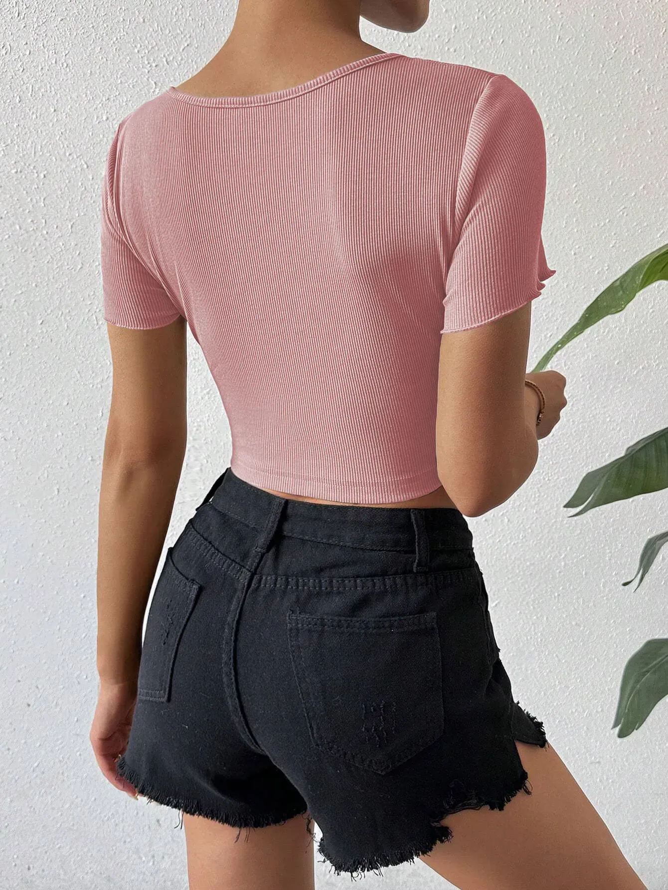 Pink Neck Ruched Crop Top - Image 4