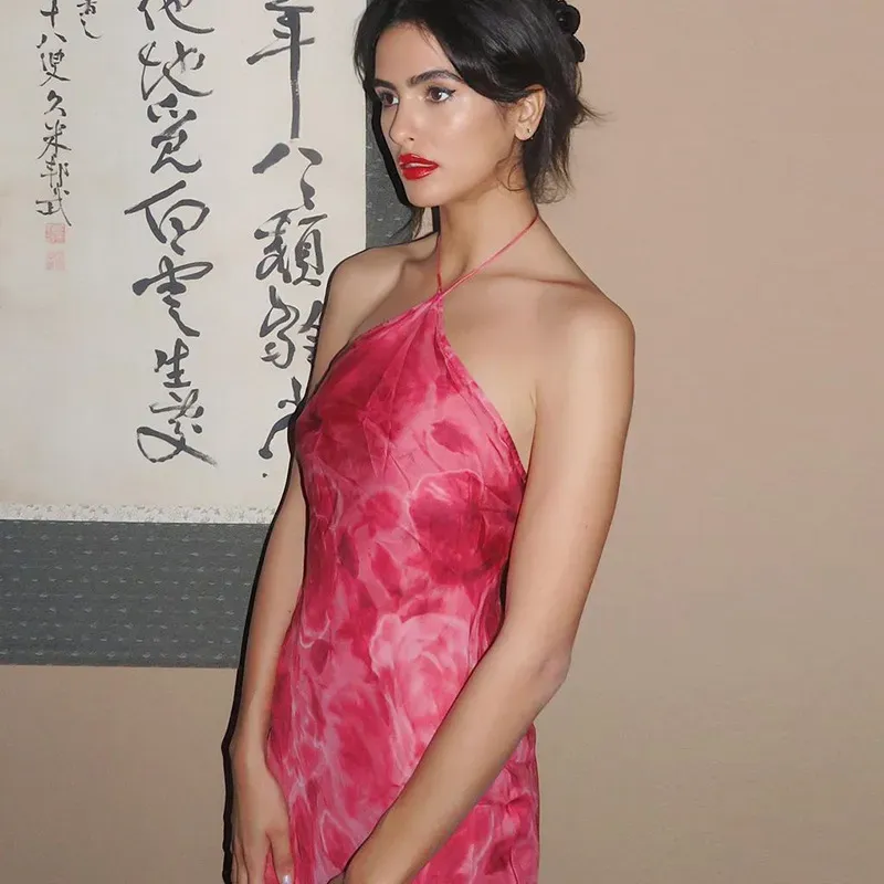Pink Floral Halter Neck Bodycon Dress - Image 4