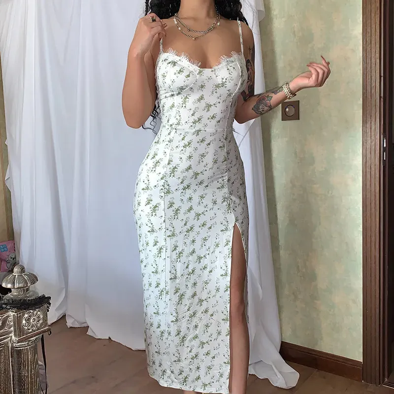 Green Floral Sweetheart Neck Midi Dress - Image 2