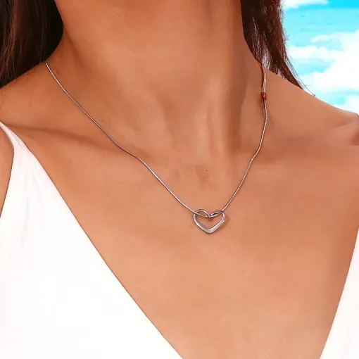 Imitation Pretty Silver-Plated Heart Pendant Necklace - NEWME