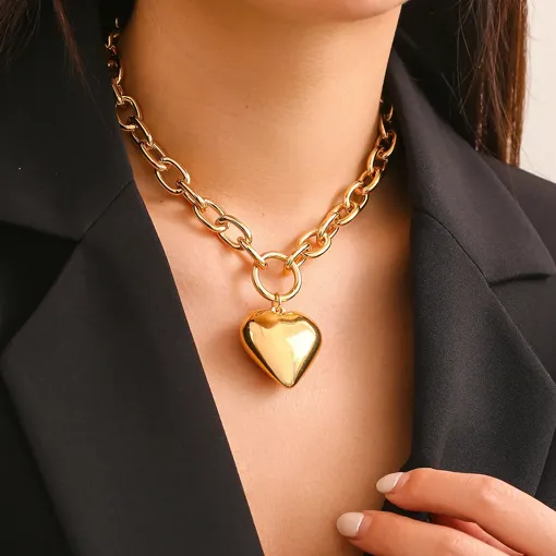 Imitation Dainty Gold-Plated Huggie Necklace With Heart - NEWME