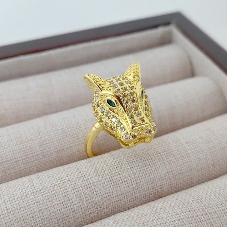Imitation Gold Animal Shaped Embellished Ring - Image 1