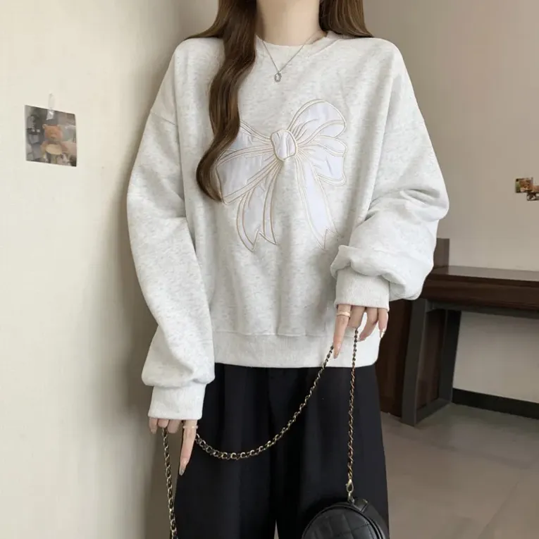 Light Grey Bow Pattern Sweatshirt - Image 1