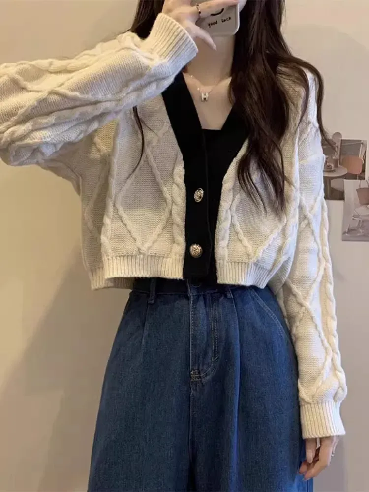 White Colorblock Cropped Cardigan - Image 2