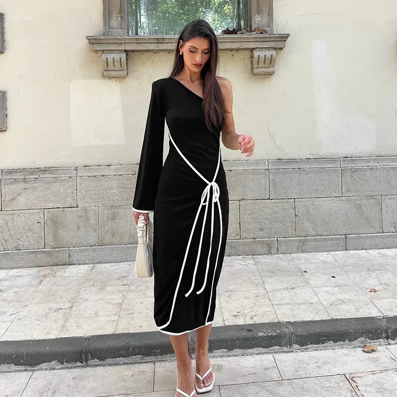 Black Solid One Shoulder Sheath Midi Dress