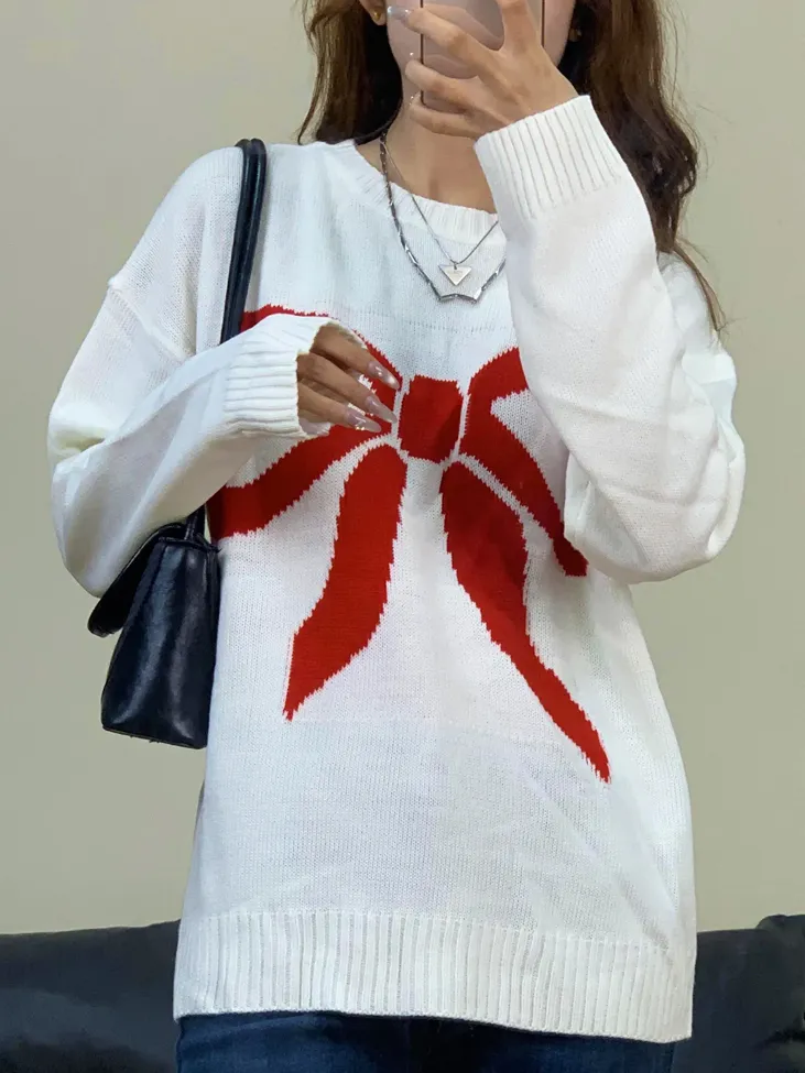 White Graphic Knit Round Neck Pullover - Image 1
