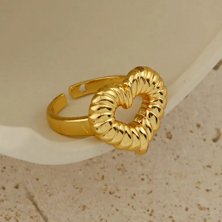 Gold Imitation Heart Finger Ring - Image 1