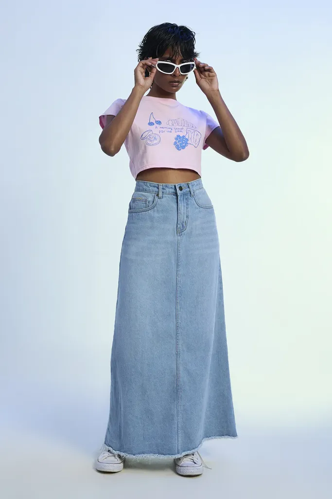 Light Blue Indigo Mid Rise Maxi Denim Skirt With Freyed Bottom Edge - Image 1