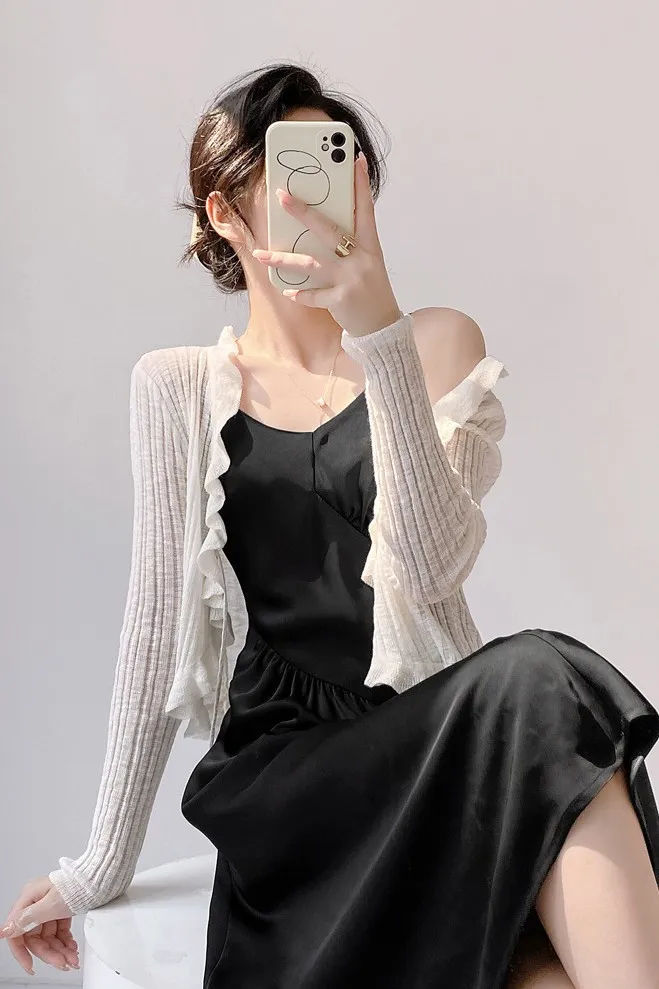 White Textured Vneck Casual Jacket - Image 1