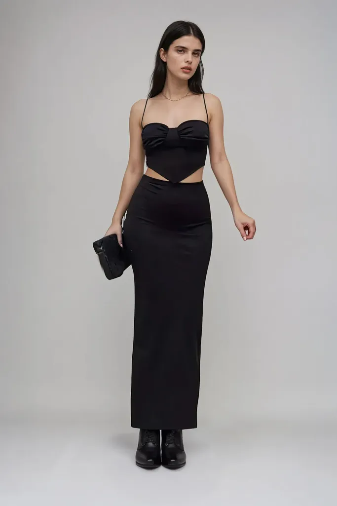 Black Solid Sweetheart Neck Co Ord Set - Image 1