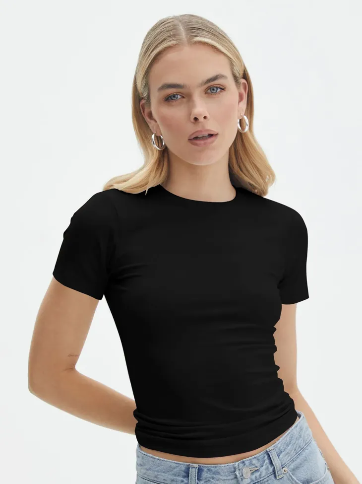 Black Round Neck Regular Tshirt - Image 1