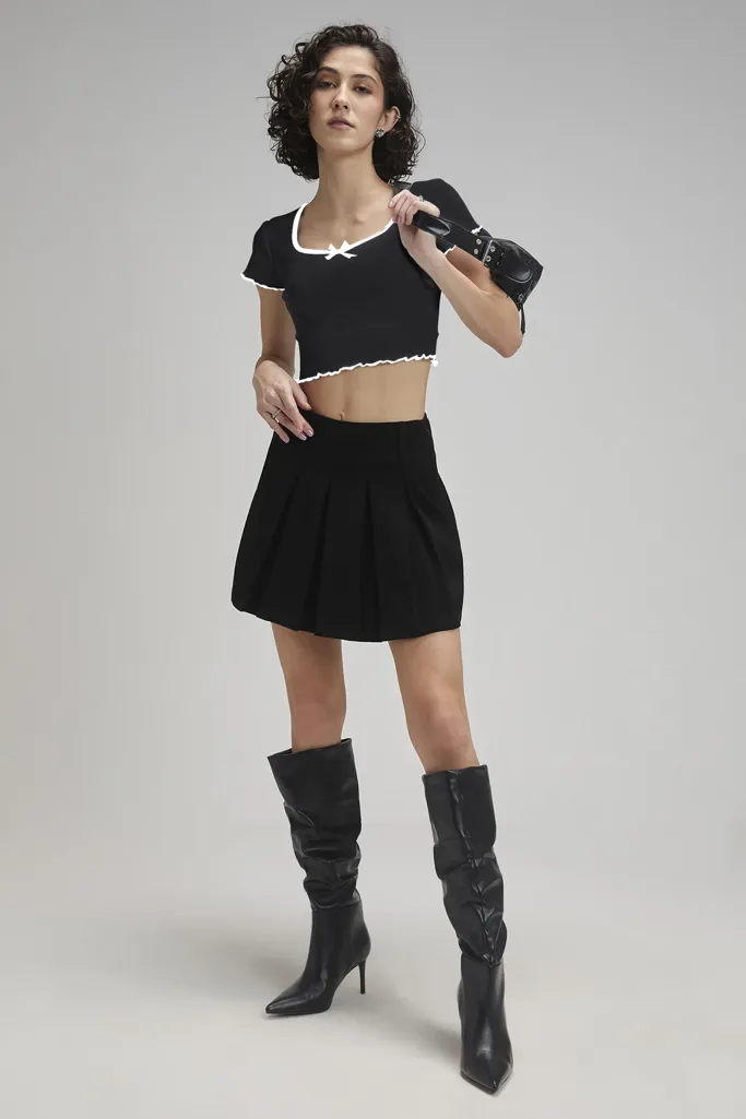 Black Square Neck Crop Top - Image 1