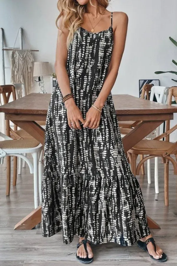 Black Backless Abstract Maxi Dress - Image 1