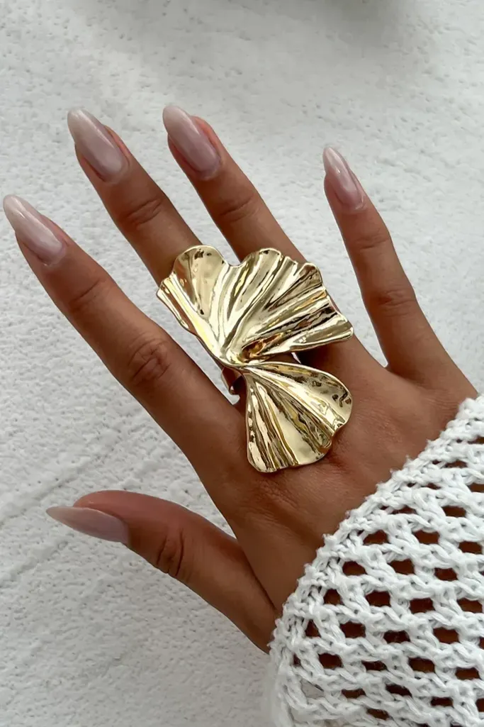 Twisted Elegance Gold Imitation Ring - Image 1