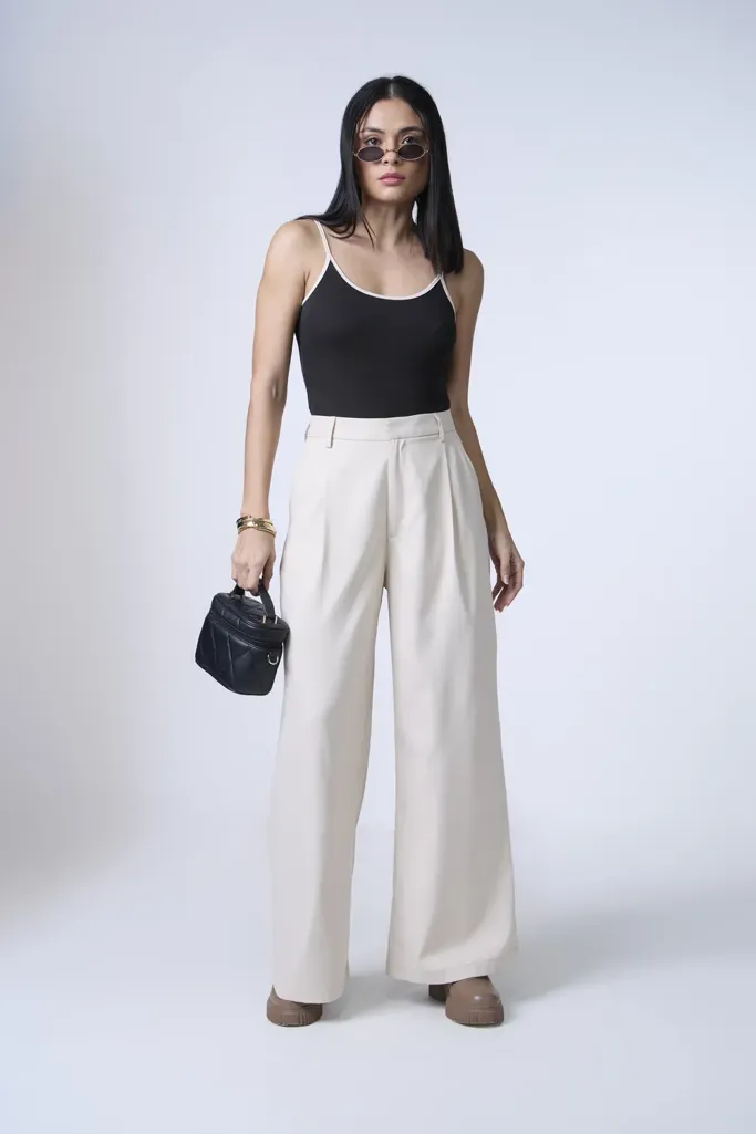 Off White Solid Straight Fit Trouser - Image 1