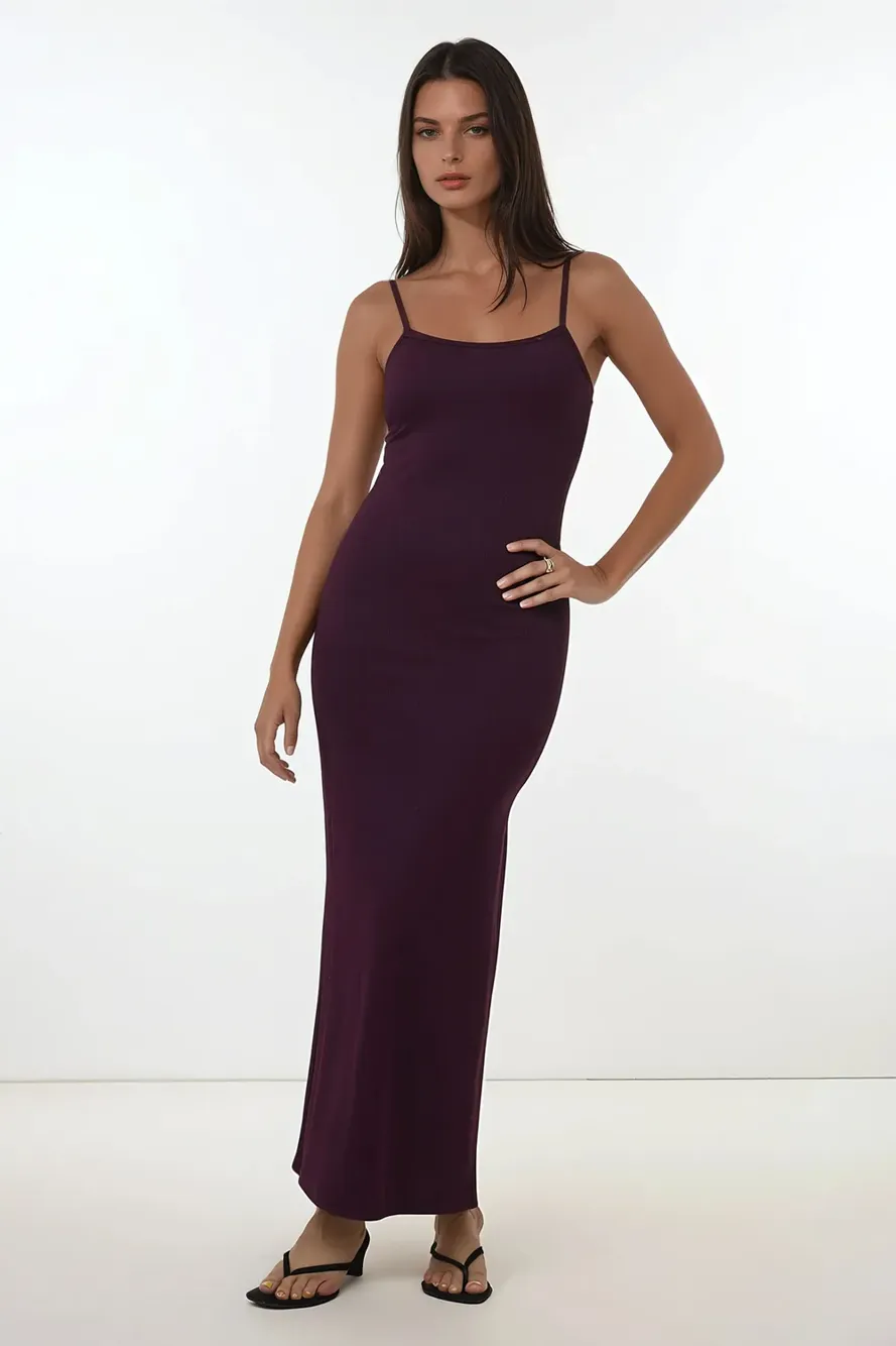 Wine Solid Maxi Dress - NEWME