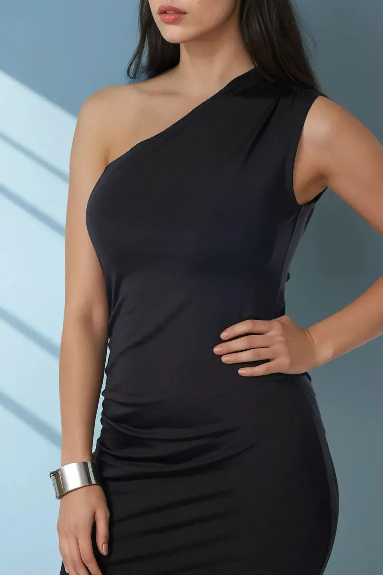 【中古美品】Hella BACK SLIT DRESS（Mサイズ） Black One Shoulder Slit Dress - NEWME