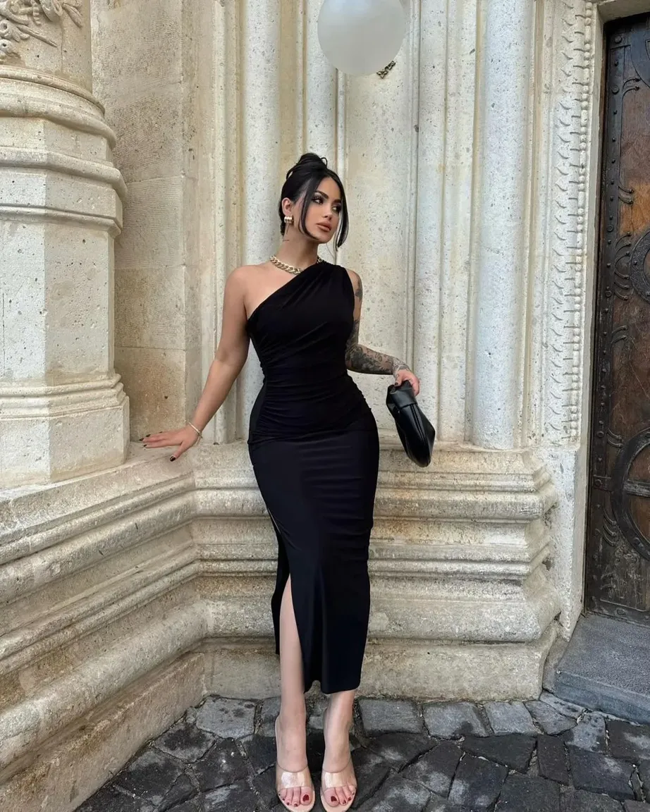 Black One Shoulder Ruched Dress - NEWME