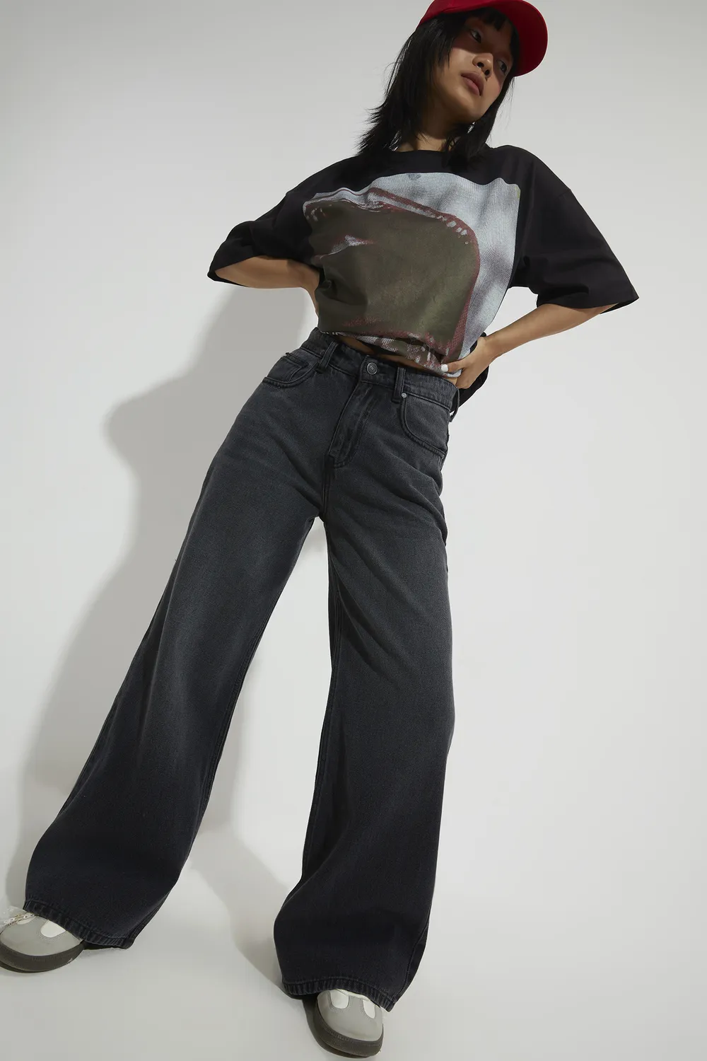 Grey High Rise Wide Leg Jeans - NEWME