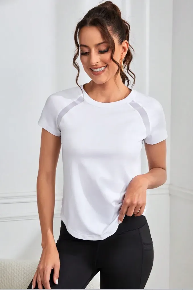White Solid Crew Neck Tshirt - Image 1