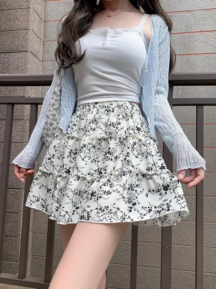 White Floral Aline Mini Skirt - Image 1