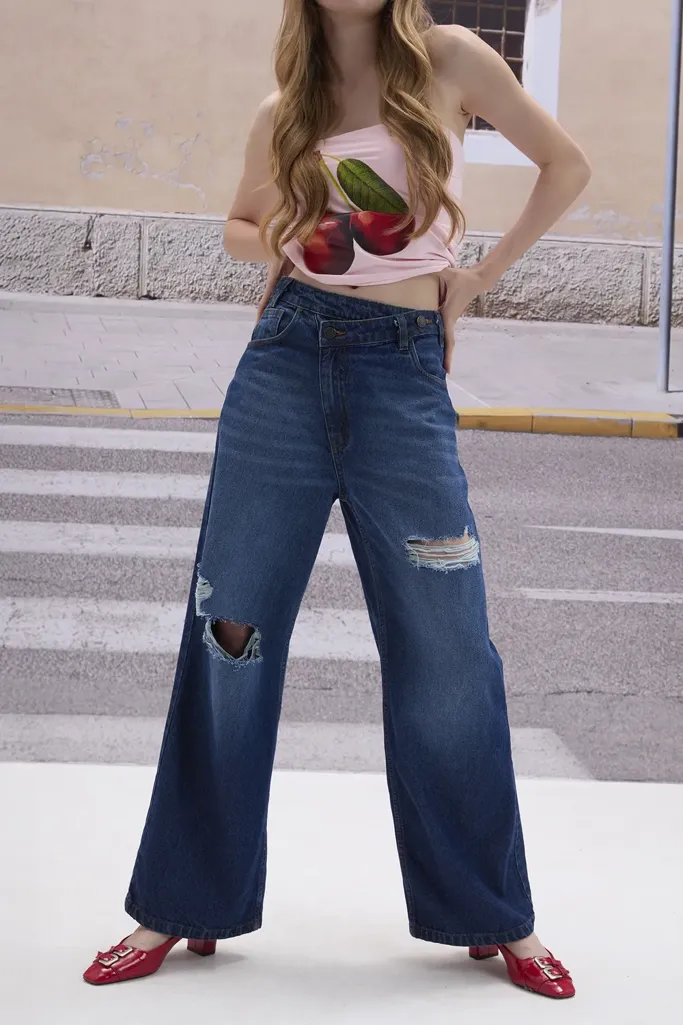 Darkblue Highrise Straight Jeans - Image 1