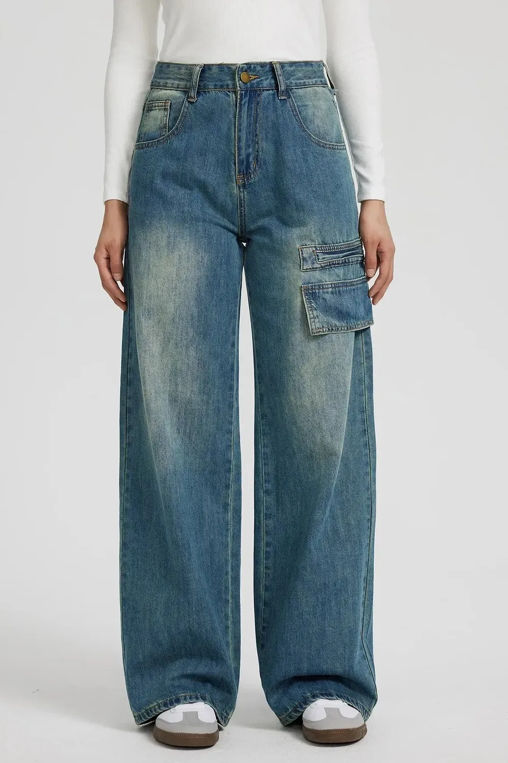 Pocket Wide Leg Jeans - NEWME