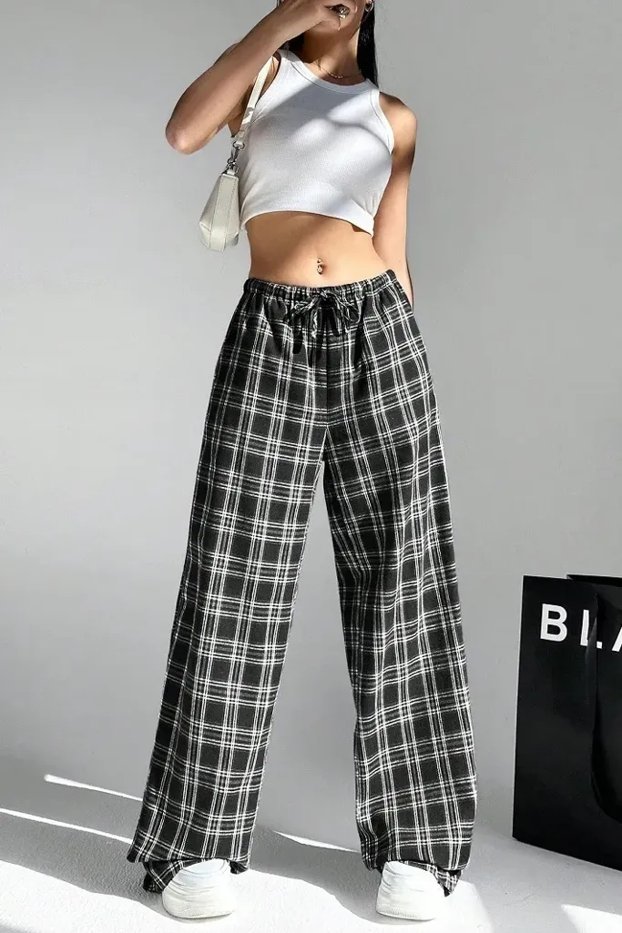 Black Plaid Mid Rise Tieup Pants - Image 1