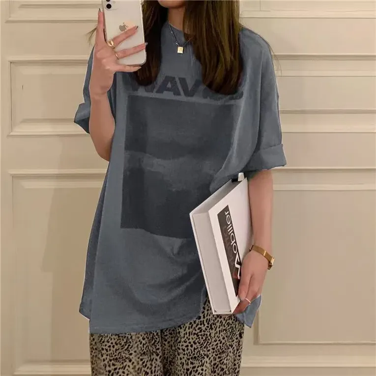 Oversized Grey Graphic Tshirt - Image 1