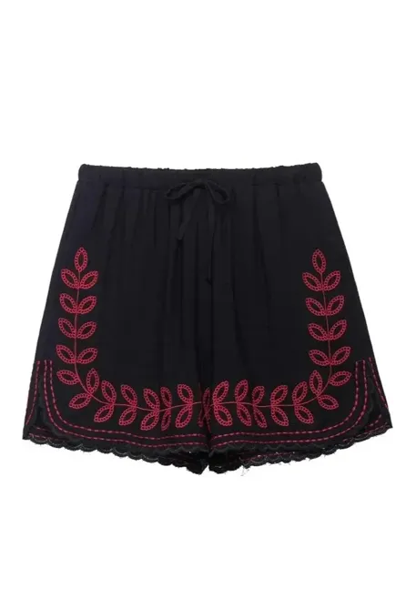 Black Leaf Print Mid Rise Shorts NEWME