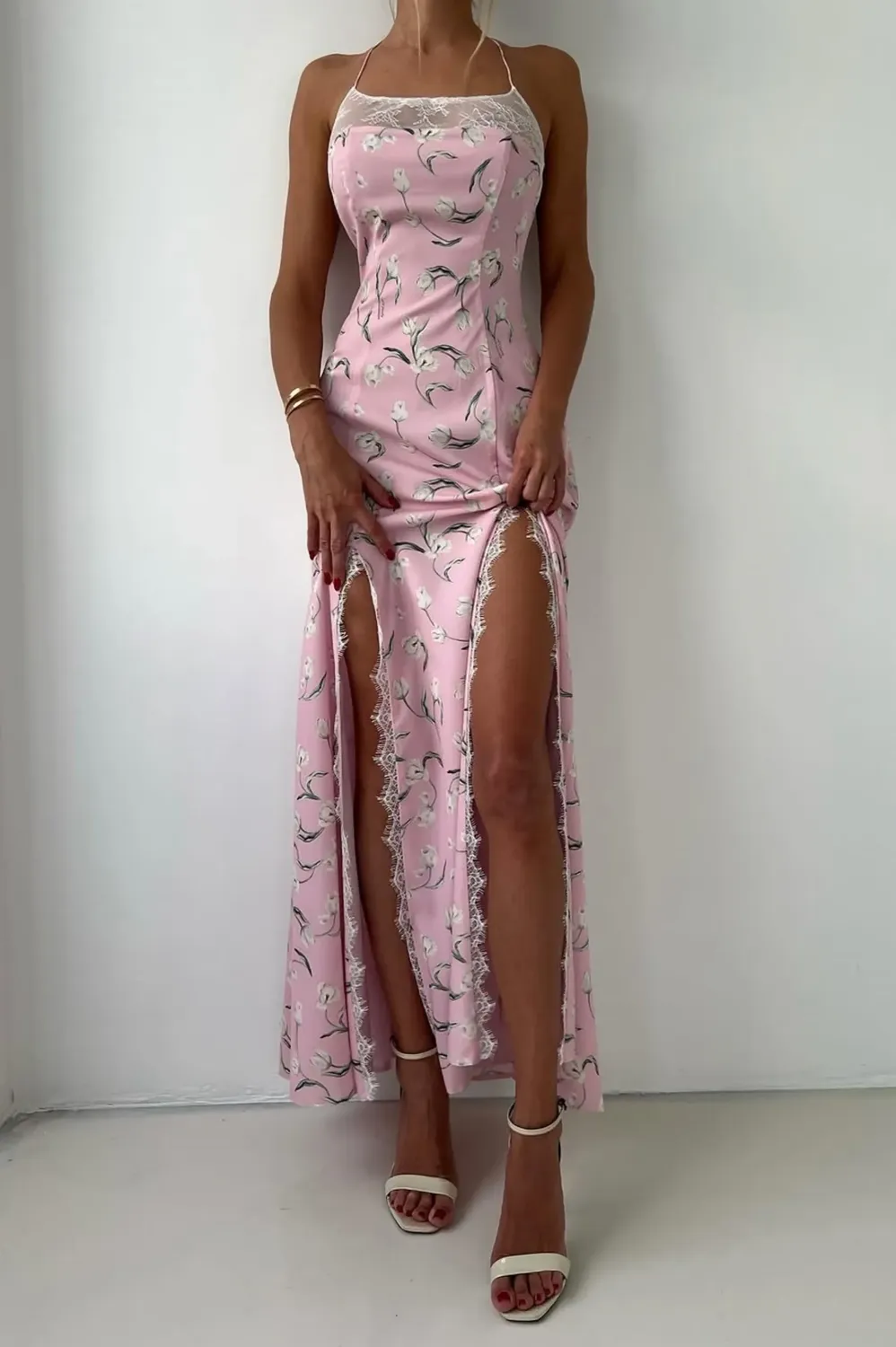 未開封新品8y ②Ibiza Dress roosa bloom print ROSA dress with flounces brand GUESS — Globalbrandsstore.com/en