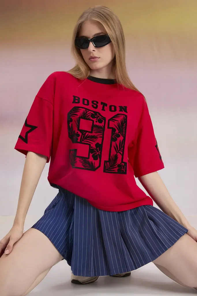 Red Graphic Crew Neck T-Shirt - Image 1
