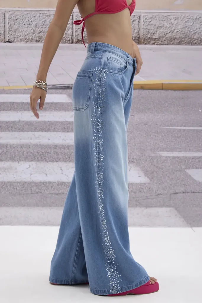 Blue Solid Mid Rise Wide Leg Jeans - Image 1