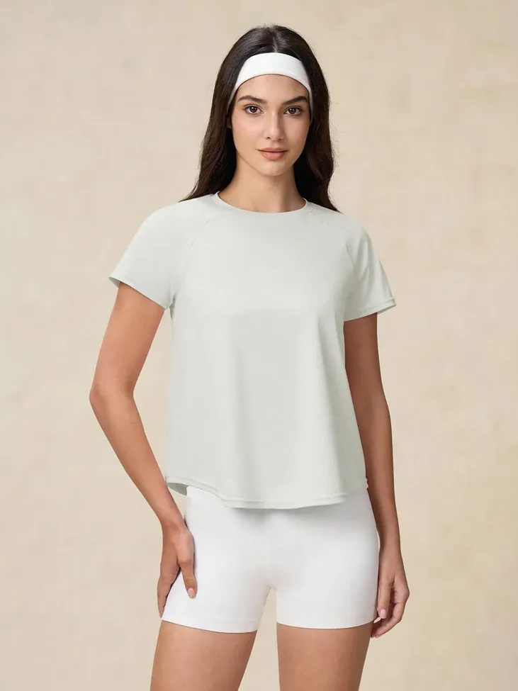 White Solid Crew Neck T-Shirt - Image 1