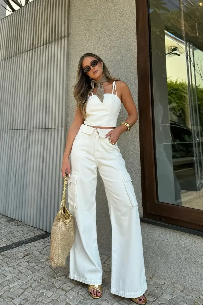White Solid Wide Leg Cargo Pants - Image 1