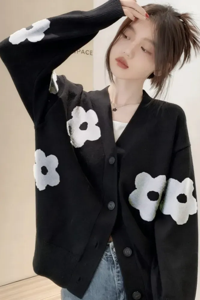 Black Floral Buttoned Cardigan - Image 1