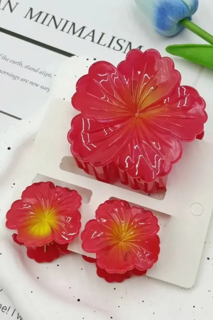 Red Flower Hair Clip - Image 1
