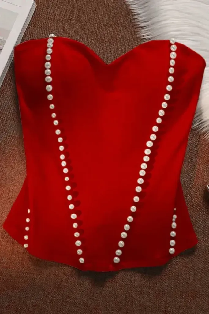 Red Sweetheart Neck Crop Top - Image 1