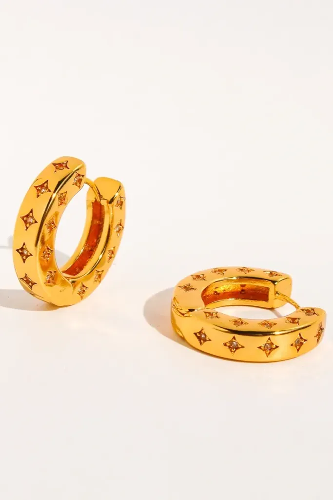 Golden Elegant Hoop Earrings - Image 1