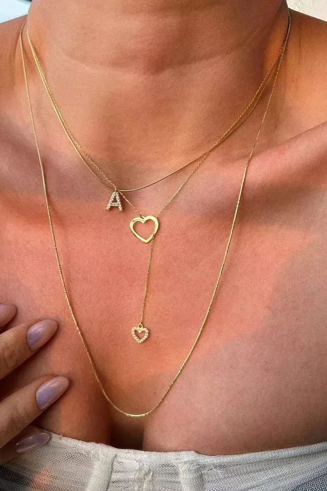 Gold Elegance Pendant Necklace - Image 1