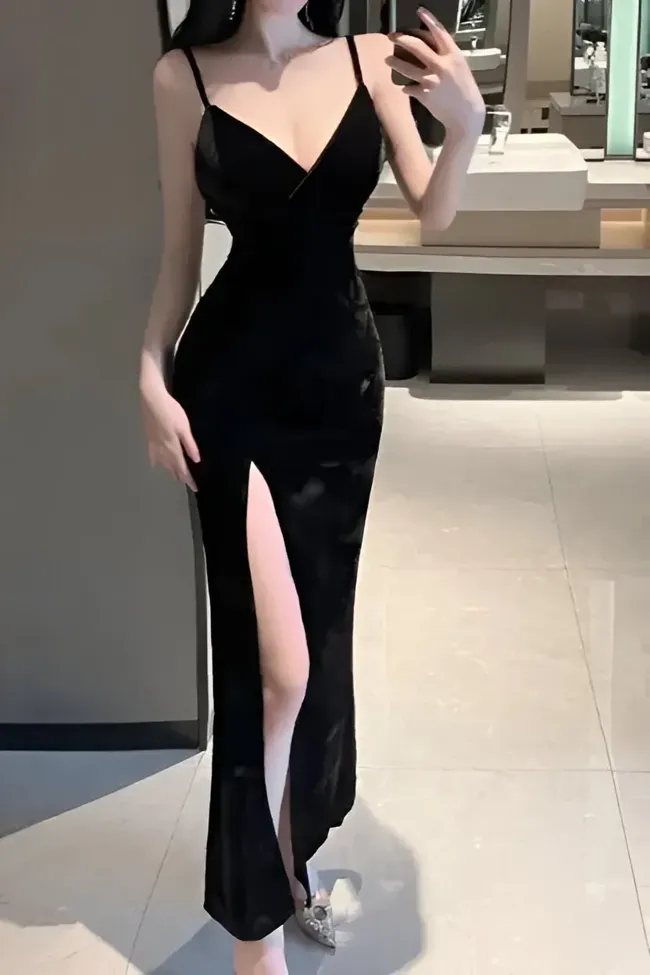 corset top tulle bottom wedding dress Strapless Lace Gown with Layered Skirt COLOR:Plum A daring high slit Donna Morgan Pleated Dress Zapaka Women Dark Green